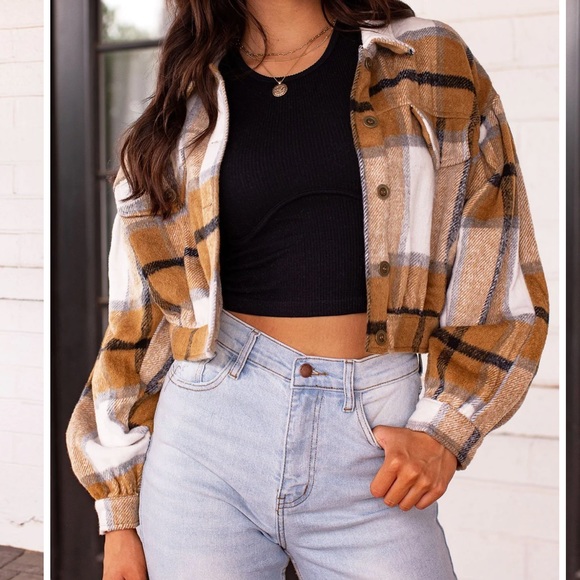 HYFVE Jackets & Blazers - HYFVE plaid cropped shacket size medium